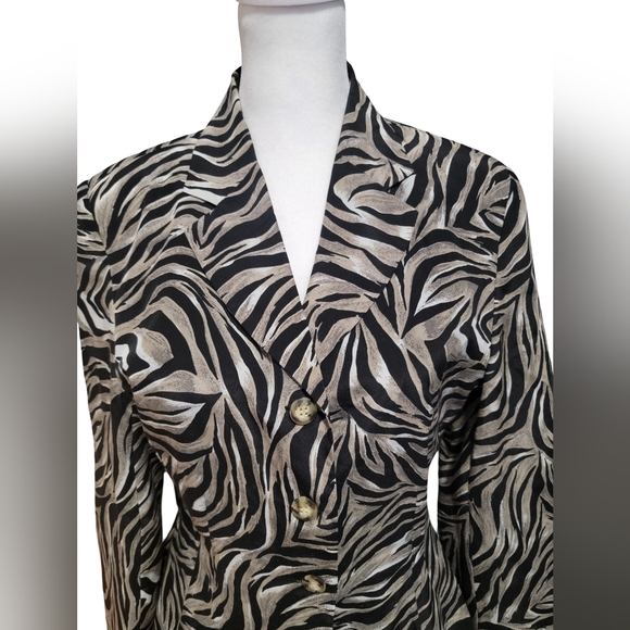 Anna And Frank Jackets & Blazers - Vintage 100% Silk Anna & Frank Size Small Black Tan Zebra Animal Print Blazer